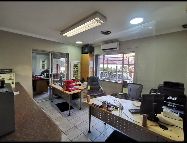 1,500M² FACTORY TO LET IN WADEVILLE